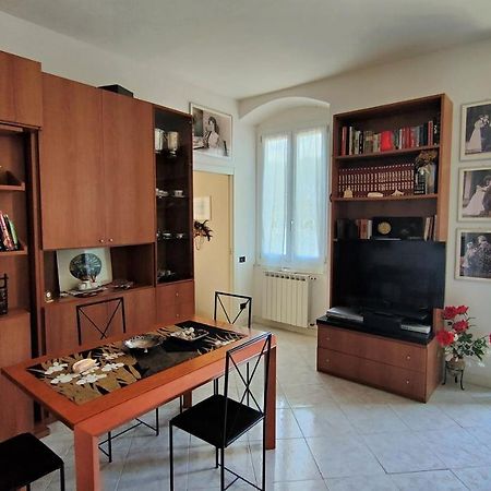 Un Balcone In Pineta Apartman Fezzano  Kültér fotó