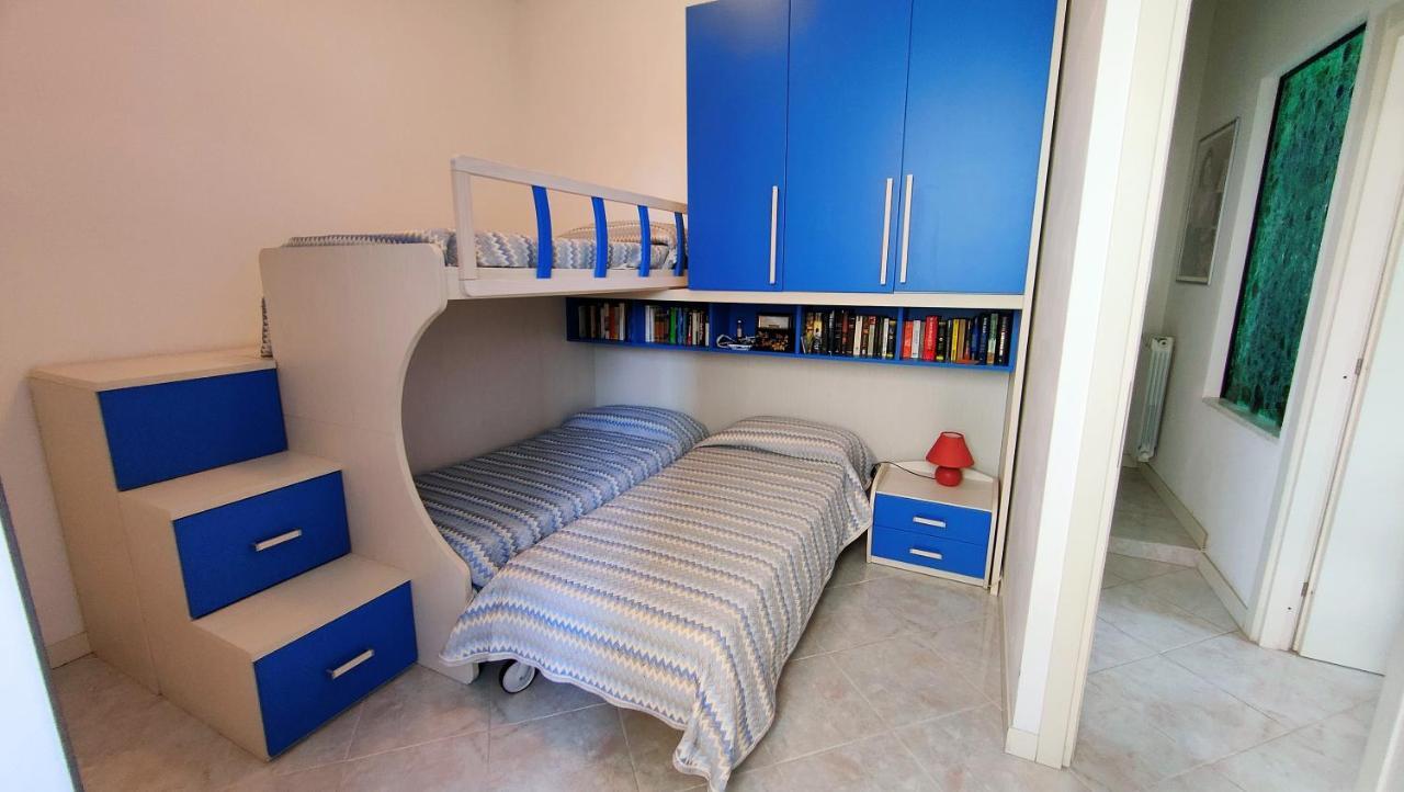 Un Balcone In Pineta Apartman Fezzano  Kültér fotó